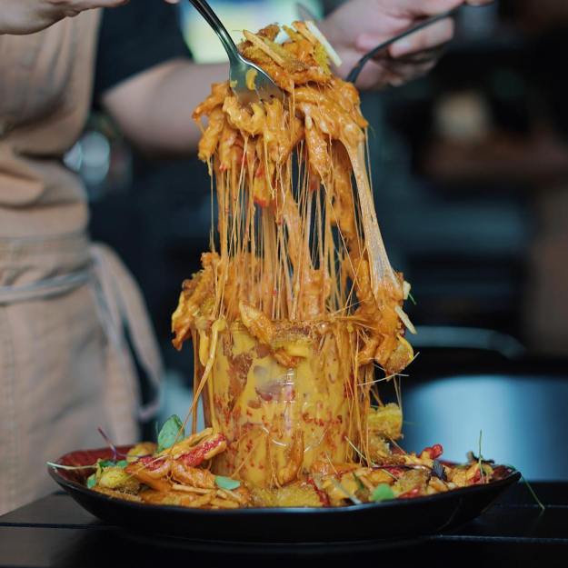 tuesday messy food dubai dra martha castro noriega